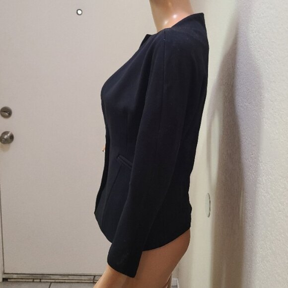 MM. LAFLEUR STRETCH KNIT CROPPED FITTED BLAZER JACKET SCULPTED CUTAWAY NECK sz 2 - Picture 4 of 6